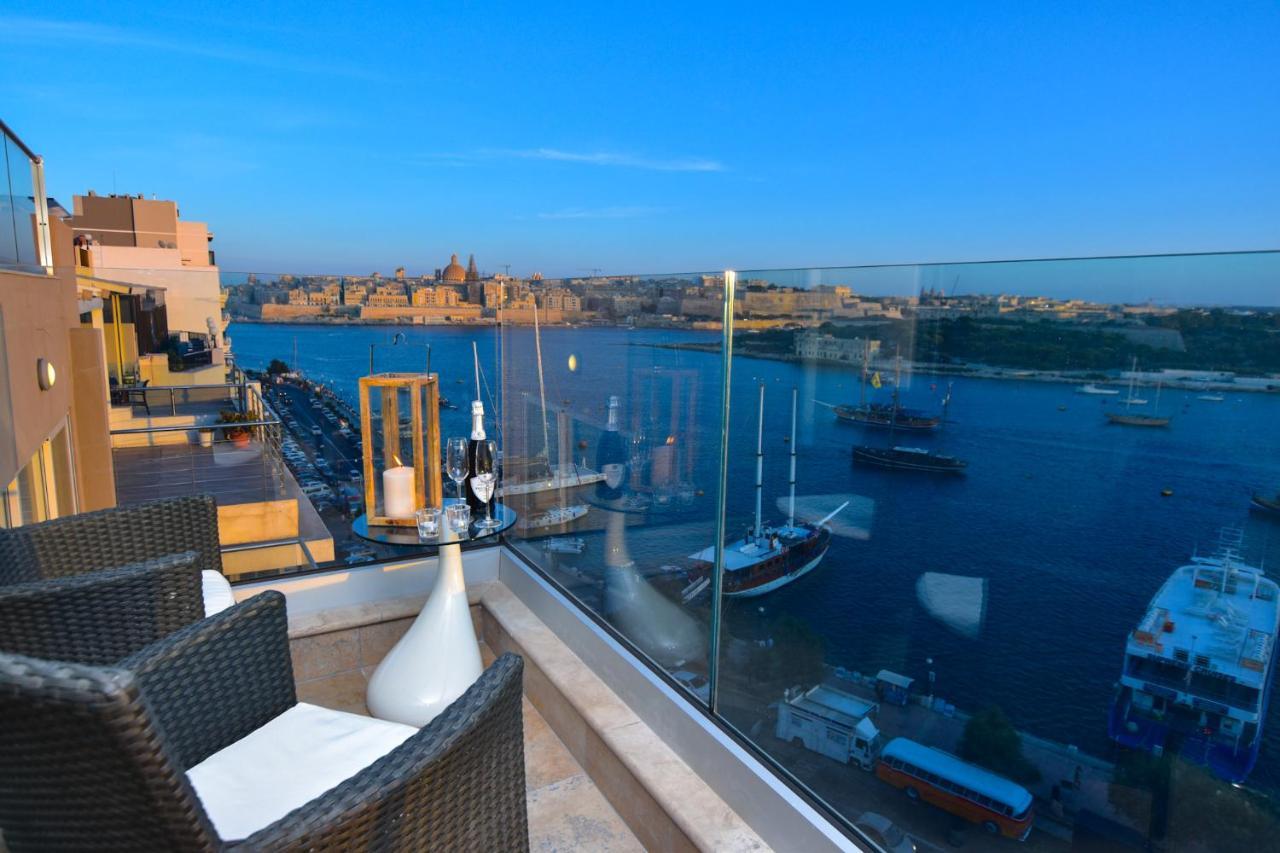 Unique Seafront Triplex Penthouse With Panoramic Bedroom & Rooftop Jacuzzi Overlooking Valletta Σλιέμα Εξωτερικό φωτογραφία